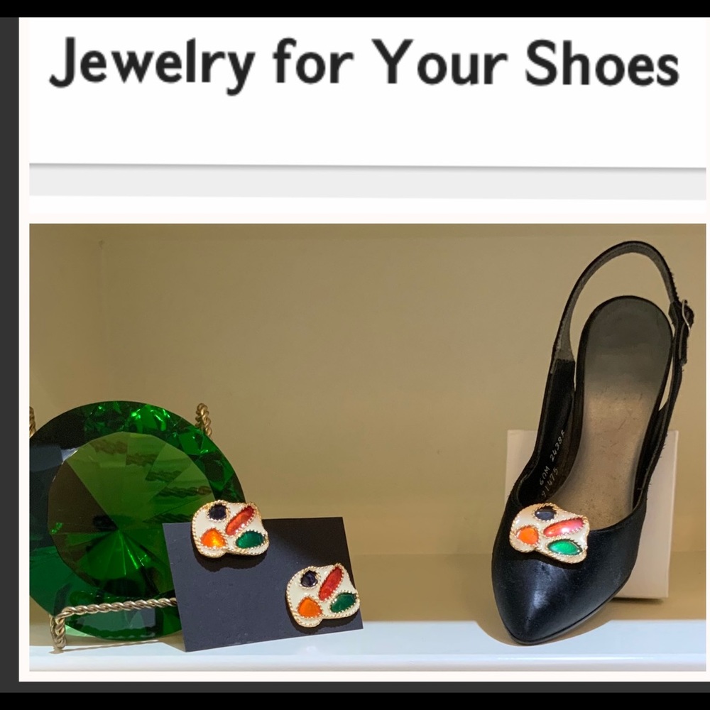 Cream w/colorful Accents Shoe Jewelry Clips MCC3